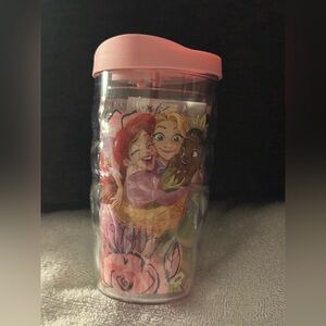 New With Tag BPA TERVIS Tumbler 10 oz Disney Princess Group Hug Drinkware